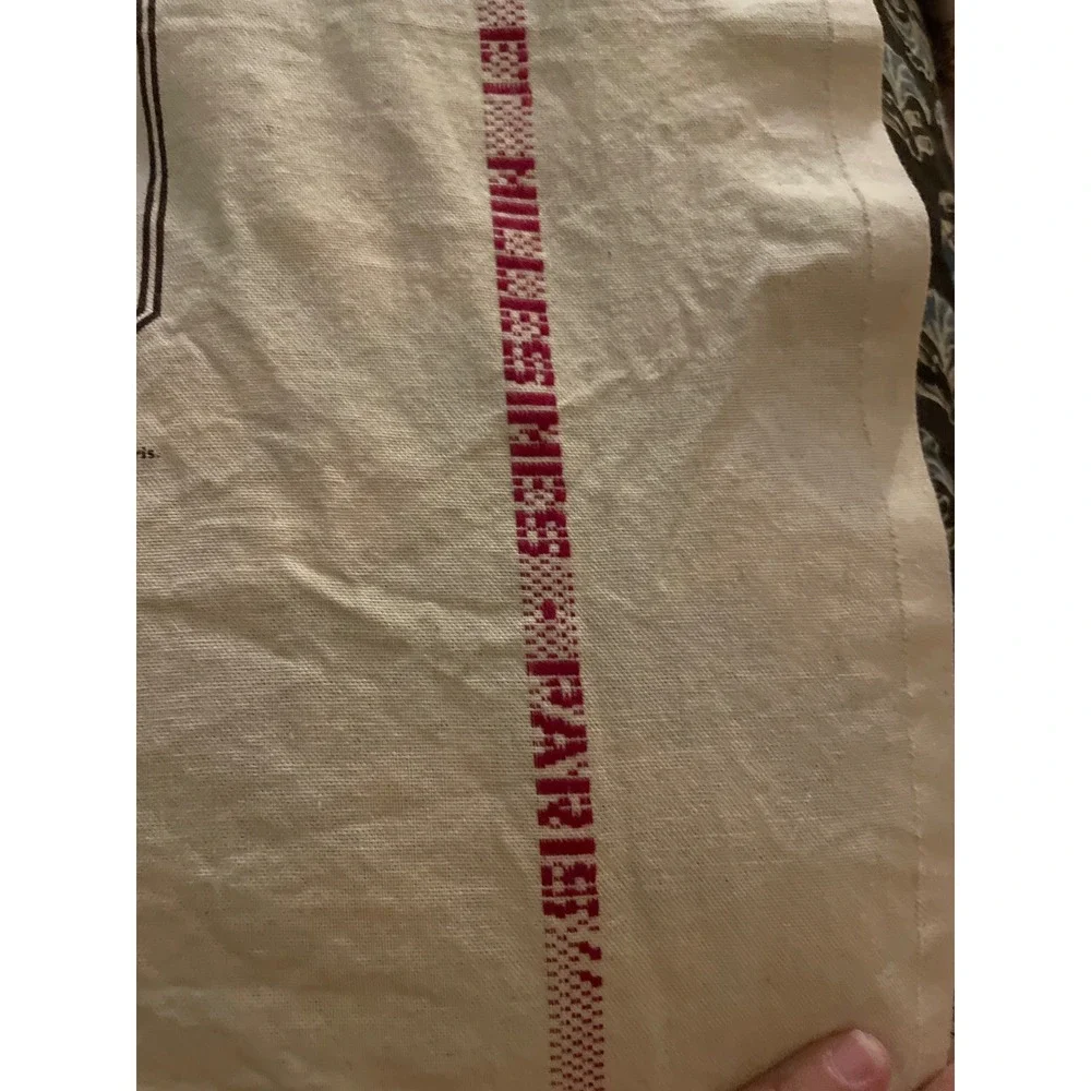 Vintage CORNER Paris Chateau La Tour 1999 Wine Label Tea Towel Made in France